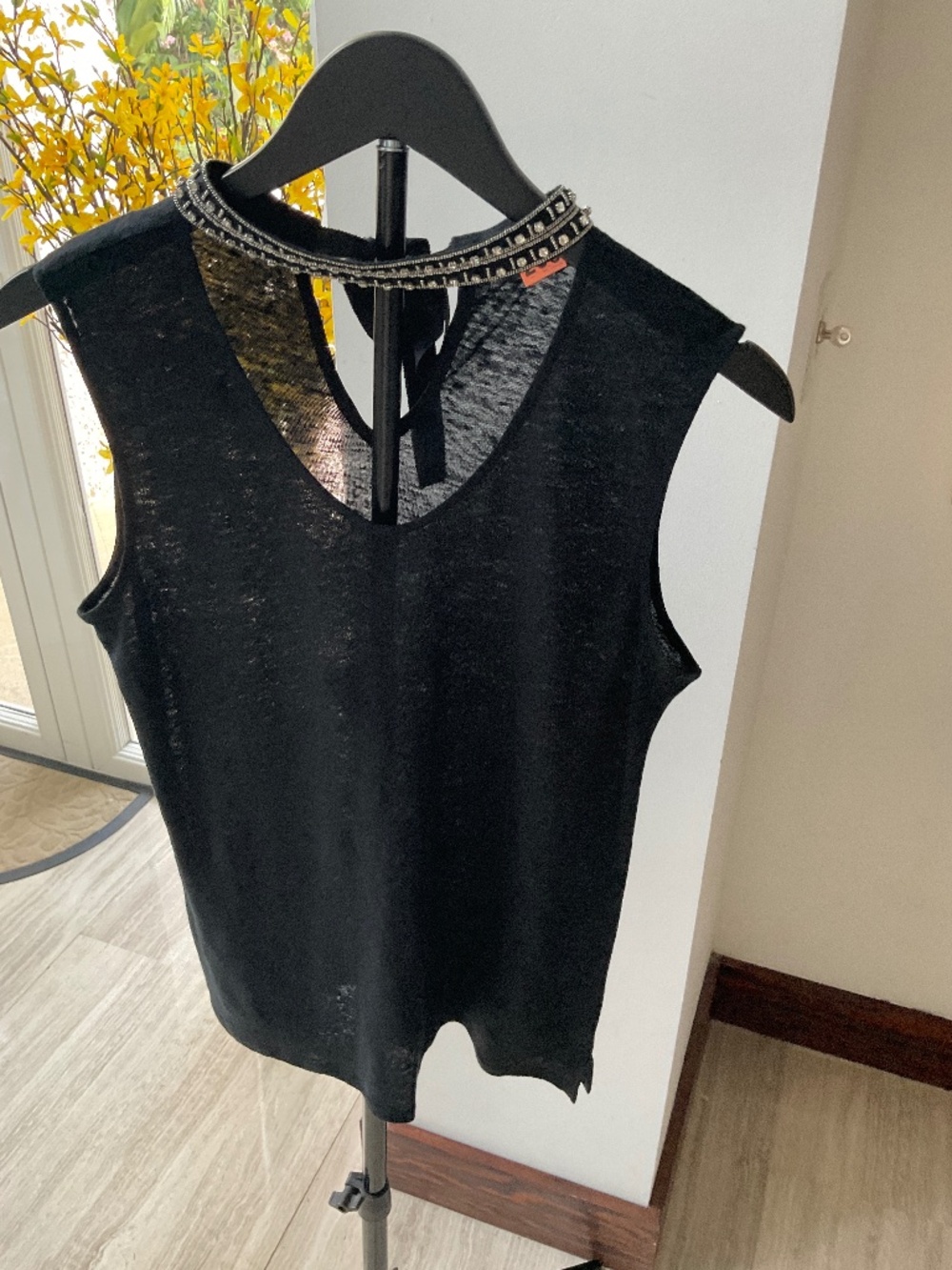 Generation Love Black Sleeveless Linen Top Embellished Neck Size Large